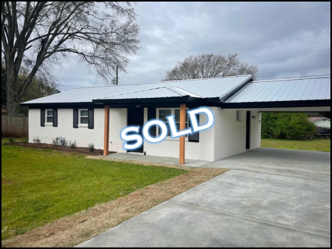 Home for sale in Moulton, Alabama through Apex Real Estate