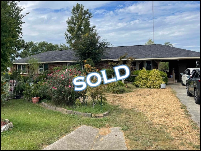 Home for sale in Moulton, Alabama through Apex Real Estate