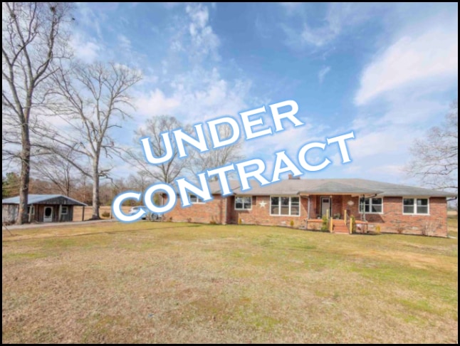 Home for sale in Moulton, Alabama through Apex Real Estate