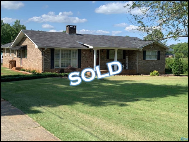 Home for sale in Moulton, Alabama through Apex Real Estate