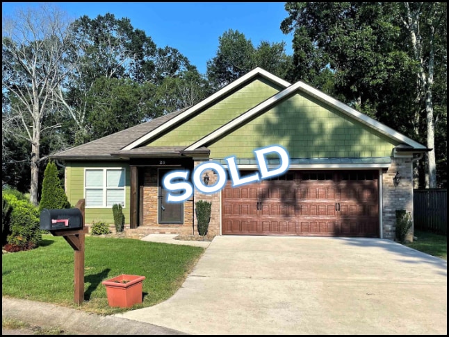 Home for sale in Moulton, Alabama through Apex Real Estate