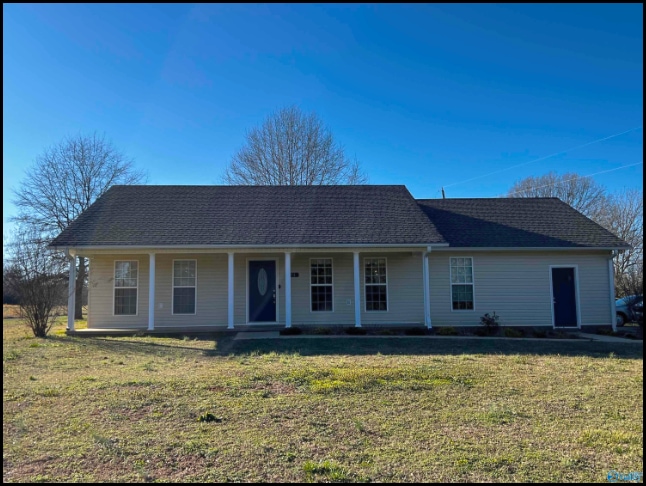 Home for sale in Moulton Alabama through Apex Real Estate