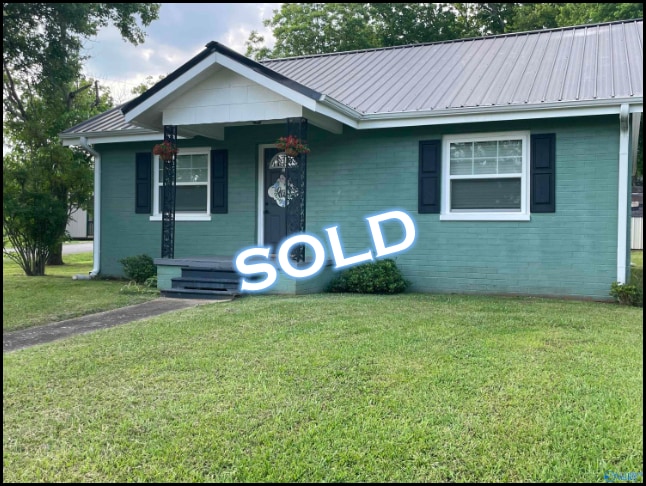 Home for sale in Moulton, Alabama through Apex Real Estate