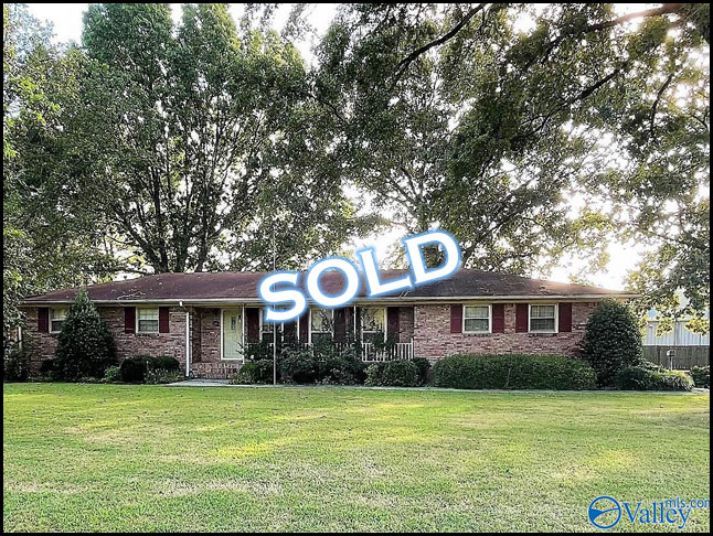 Home for sale in Moulton Alabama through Apex Real Estate