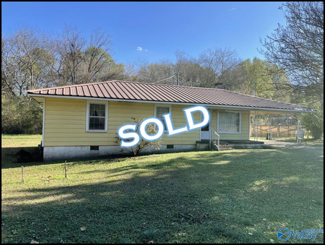 Home for sale in Moulton Alabama through Apex Real Estate