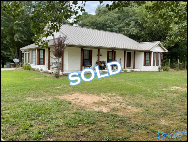 Home for sale in Trinity Alabama through Apex Real Estate